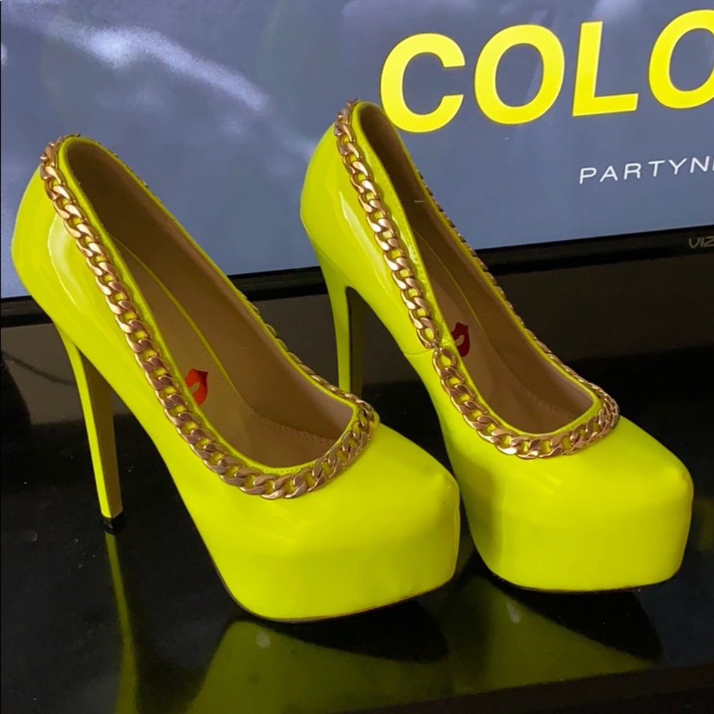 Neon 5 inch  green / yellow heels